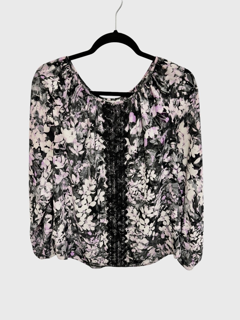 White House Black Market purple white floral blouse with black lace trim Size M
